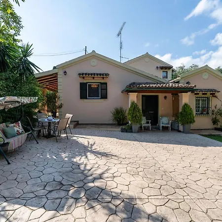 Arilia Country Danilia