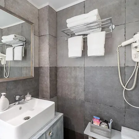 Arilia Country * Danilia